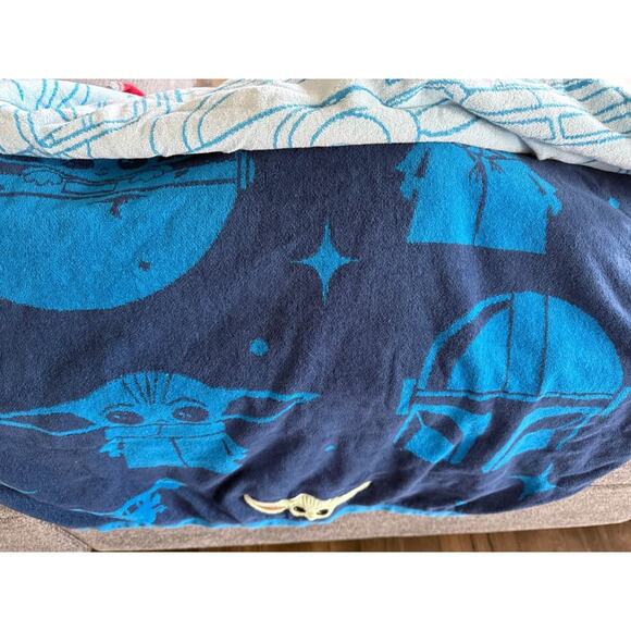 2 EUC/NWOT Disney embroidered Bath/Beach Towels Cars Baby Yoda - Picture 3 of 3